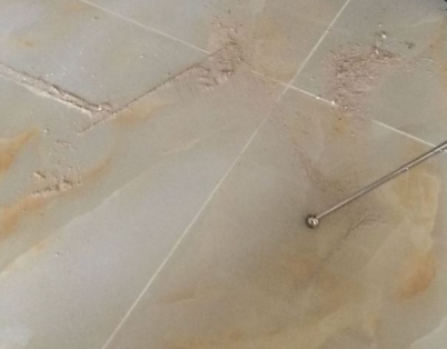 乌什瓷砖空鼓维修公司分享粘合剂选择不当在瓷砖铺贴过程中可能导致以下问题